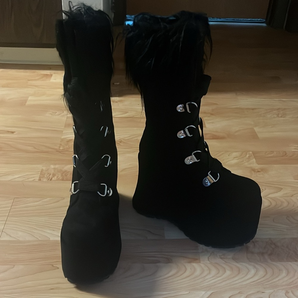 ‼️NWT‼️Dolls Kill X Widow Conflicted Galore Black Platform Boots Size 9 - Picture 5 of 9